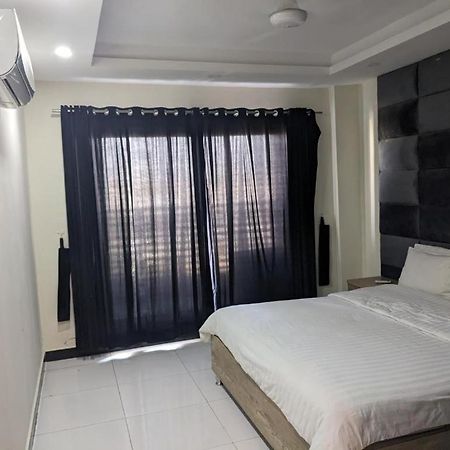 Lavish Hotel Ραβαλπίντι Εξωτερικό φωτογραφία
